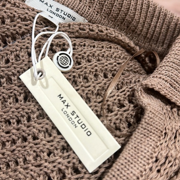 Max Studio V-Neck Sweater - Picture 5 of 7